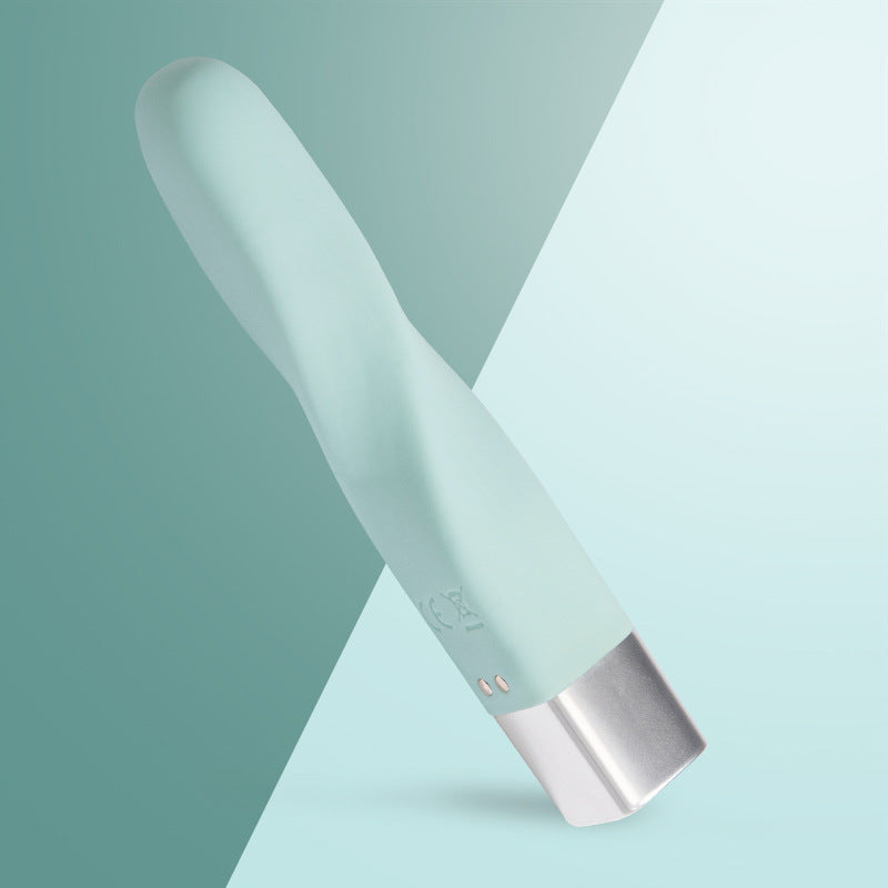 Seductiva Spark: 16-Mode Lipstick Bullet Vibrator USB Charging & Interface Controls - Quiet Performance
